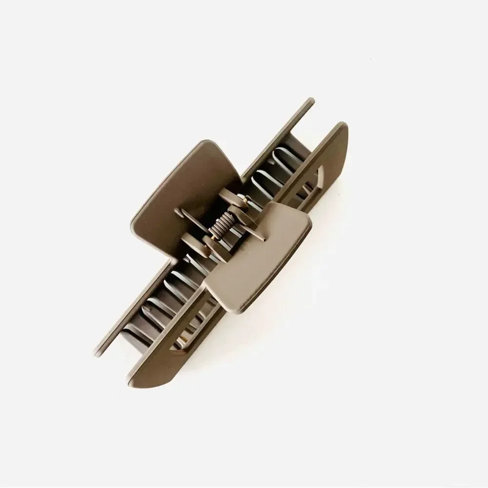 NEW ANTHROPOLOGIE Jumbo XL Rectangular Open Matte Plastic Hair Claw Clip Brown